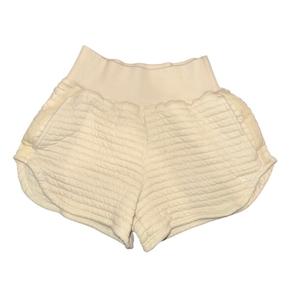 EVERLANE Cream 100% Organic Cotton High Waist Elastic Quilted Shorts - XXS - Picture 2 of 5